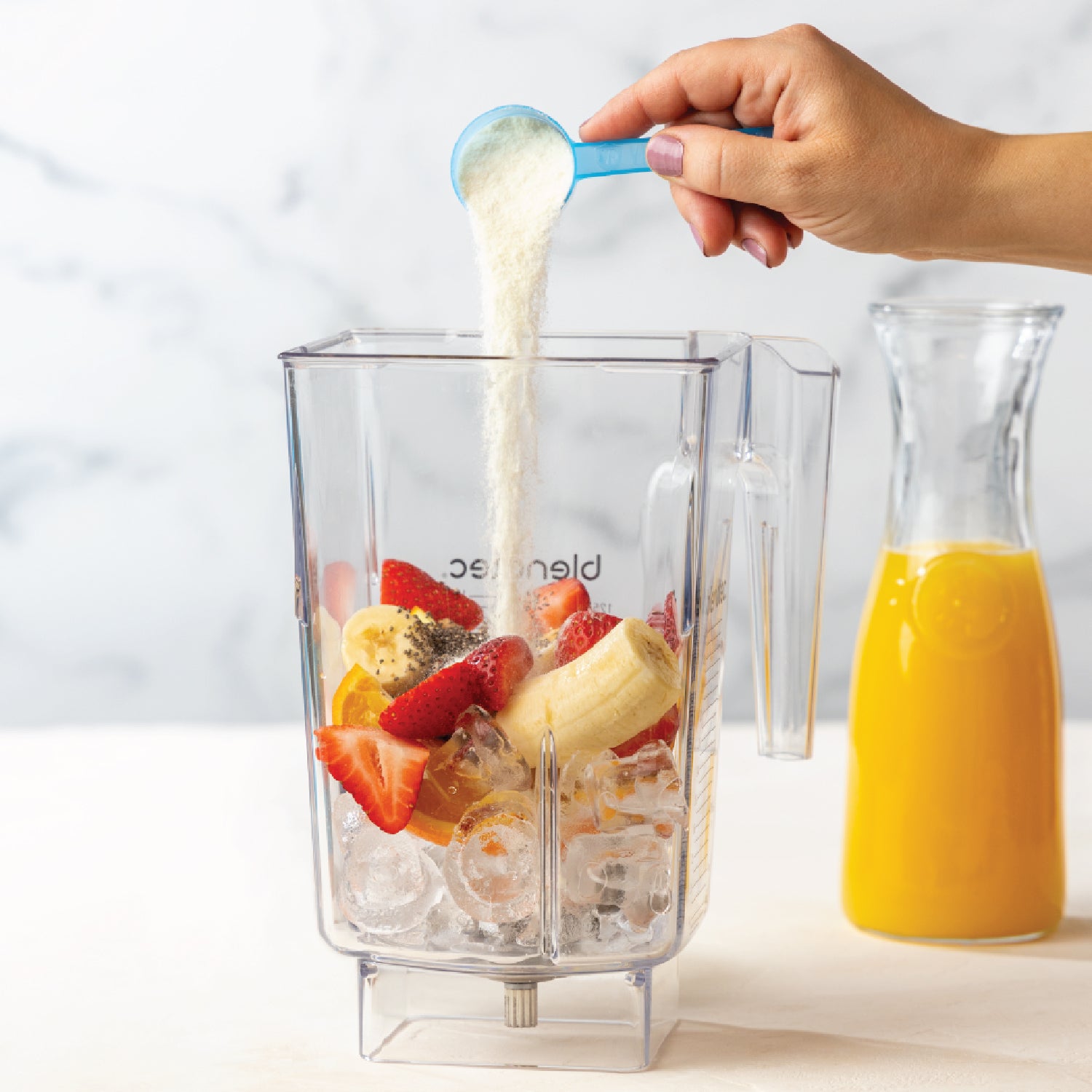 AMZ_BrandStore_Fruit_Smoothie_Image
